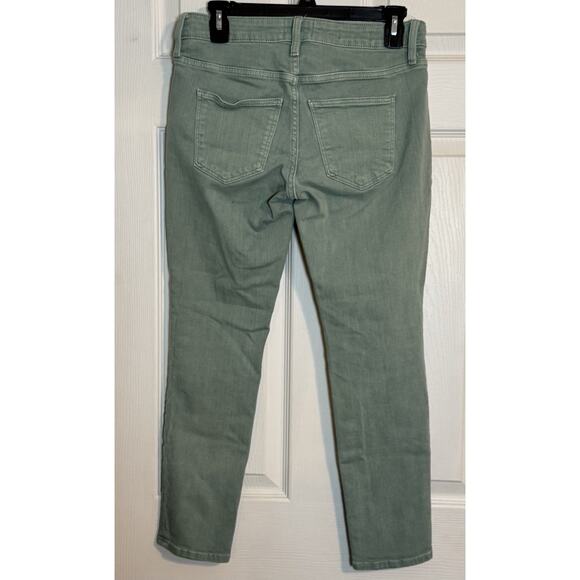 🩵🩵Universal Thread Women's Green Straight Leg Mid Rise Skinny, 2🩵🩵 - Picture 3 of 7